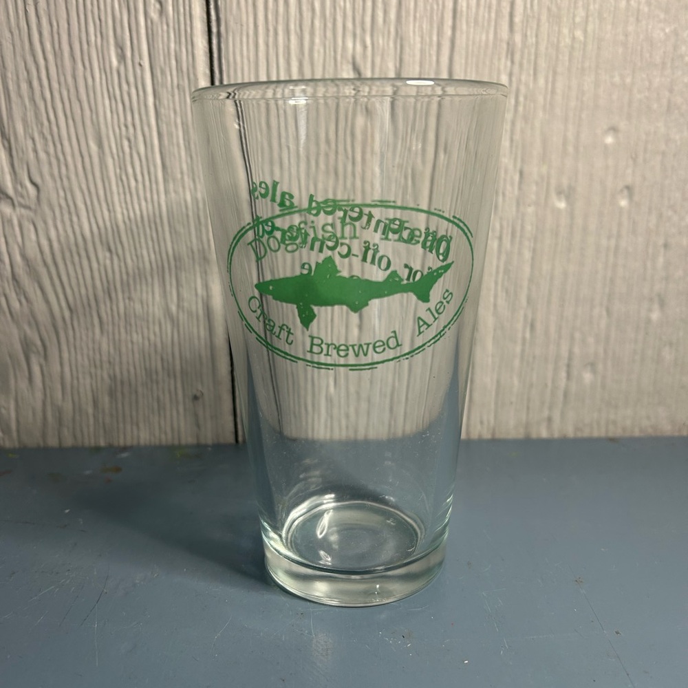 Dogfish Head Brewery Craft Beer Pint Glass With Logo. Green